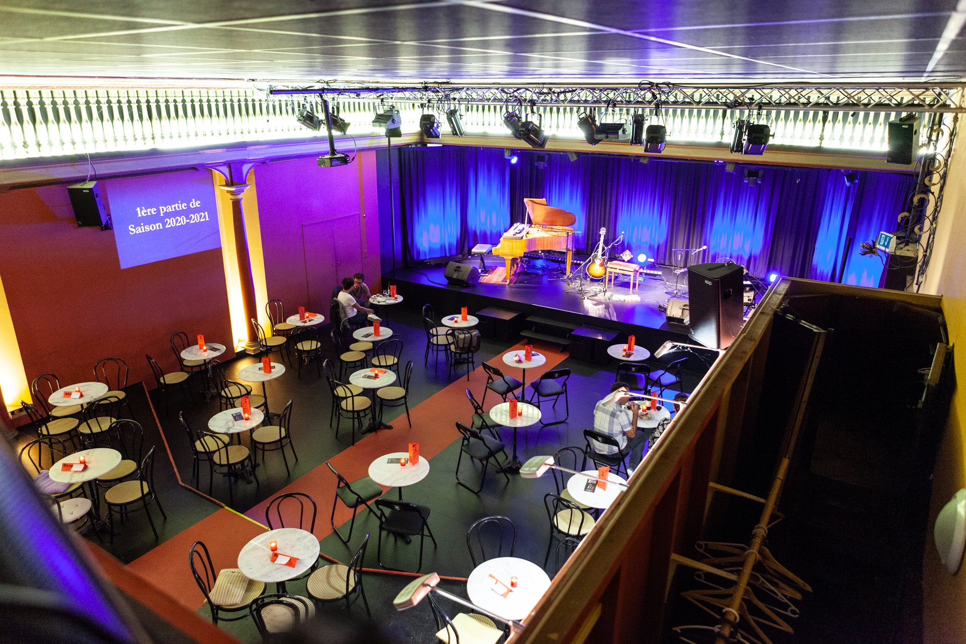 La salle et la scène